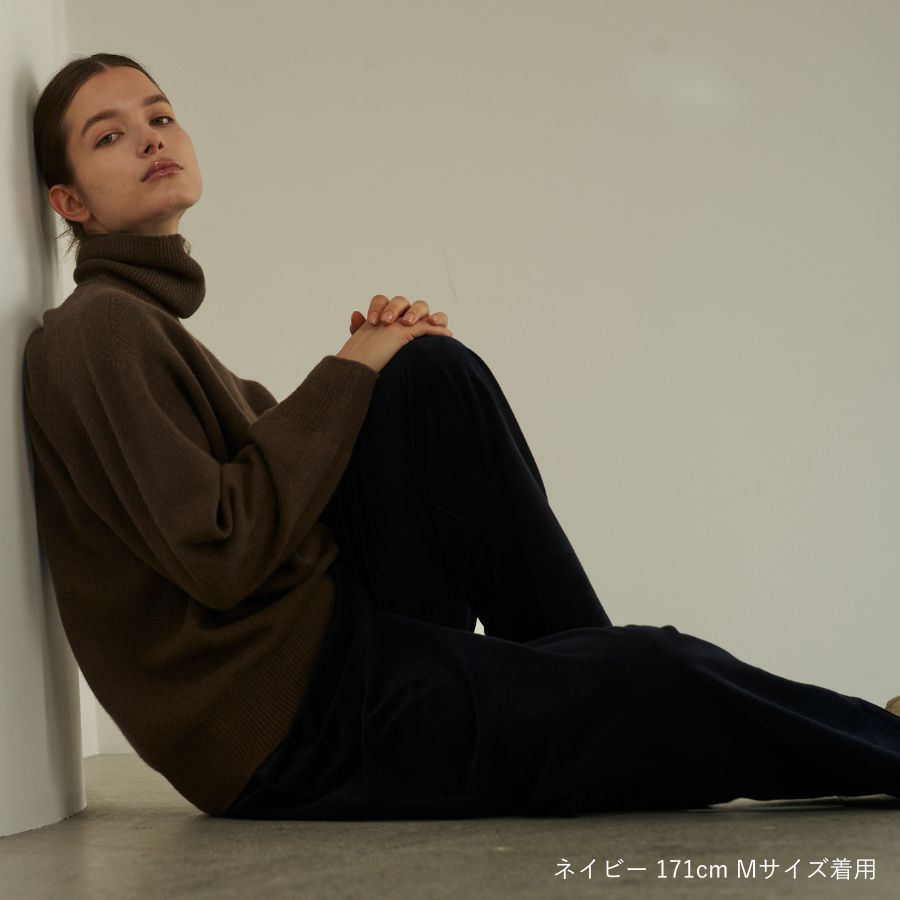 lounge WRAY リラックスコーデュロイワイドパンツ ネイビー